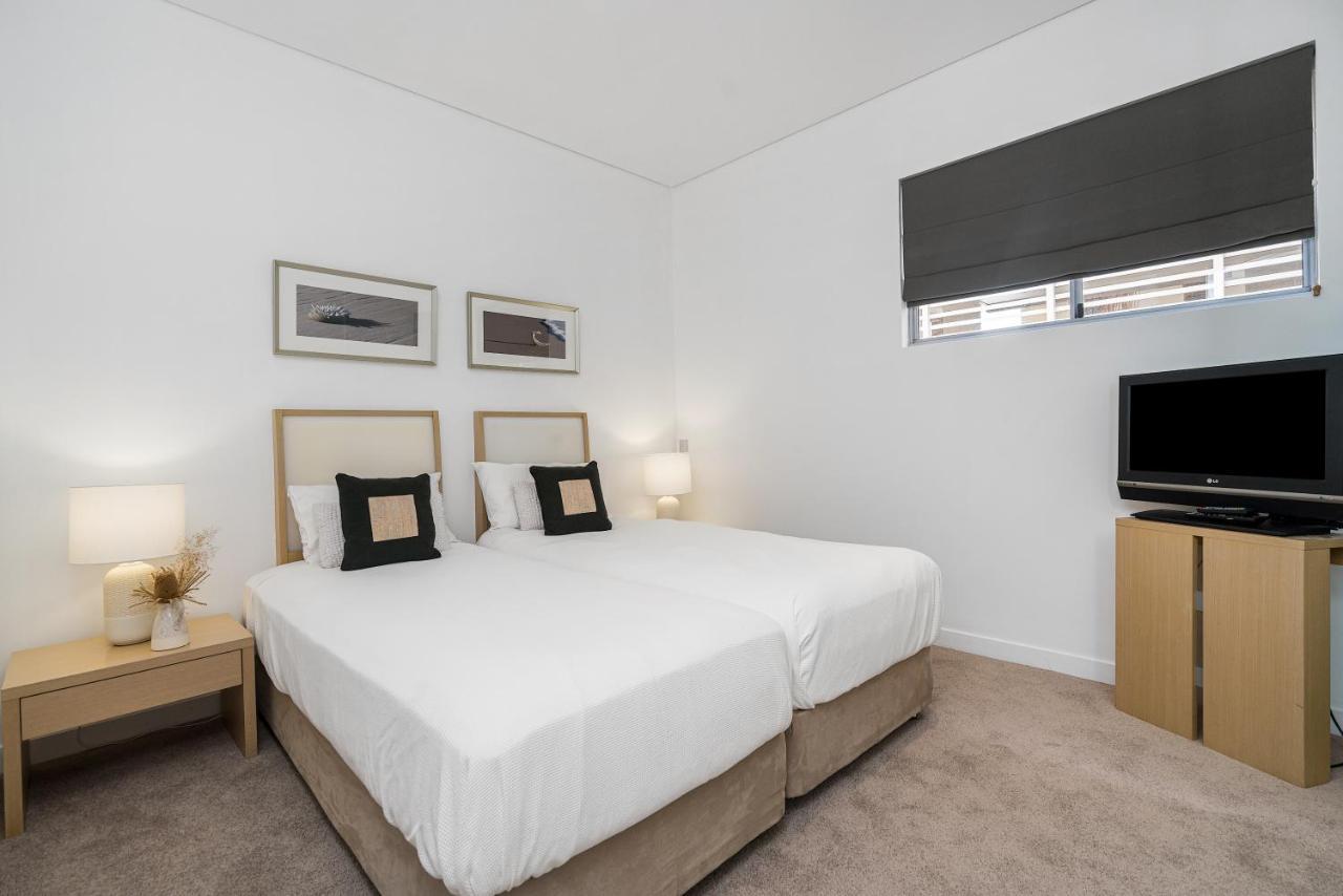 Luxury Apartments At Bells Blvd キングスクリフ エクステリア 写真