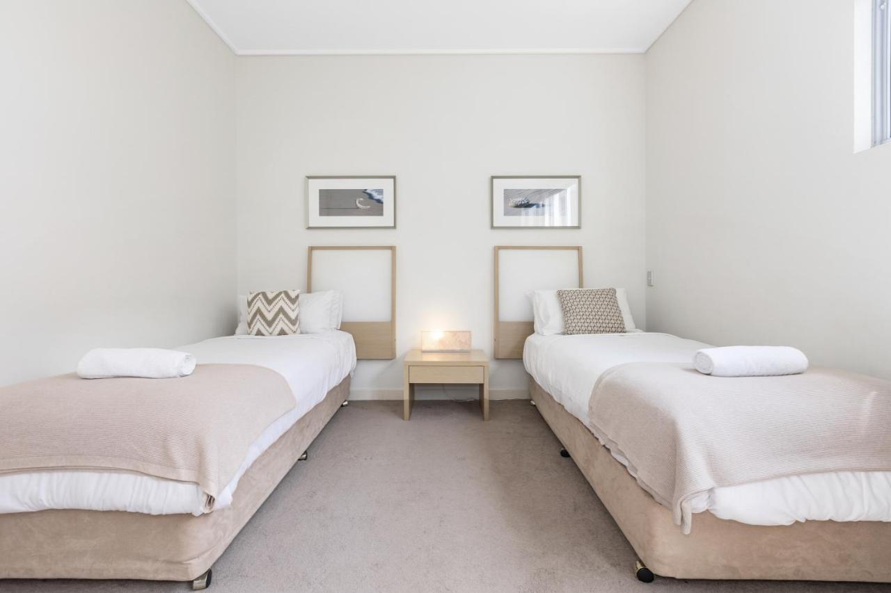 Luxury Apartments At Bells Blvd キングスクリフ エクステリア 写真